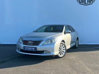 2012 Toyota Camry VII (XV50), серебристый, 1520000 рублей, вид 1