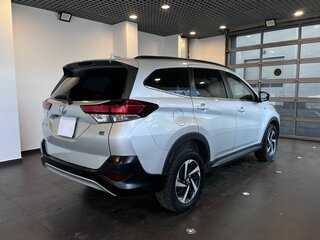 2022 Toyota Rush II, серый, 2080000 рублей, вид 3