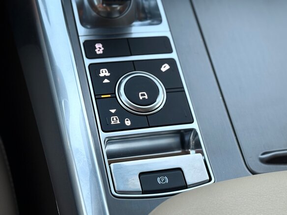 2020 Land Rover Range Rover Sport II Рестайлинг, белый - вид 39