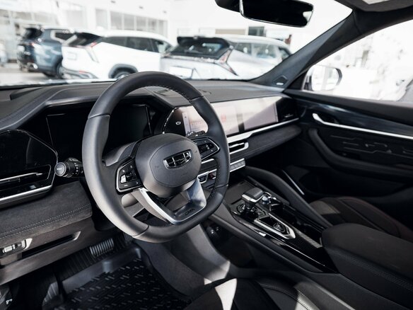 2026 Geely Monjaro I, серебристый, 4954990 рублей - вид 23