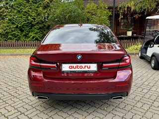 2020 BMW 5 серии 540d xDrive VII (G30/G31/G38) Рестайлинг, красный, 5200000 рублей, вид 5