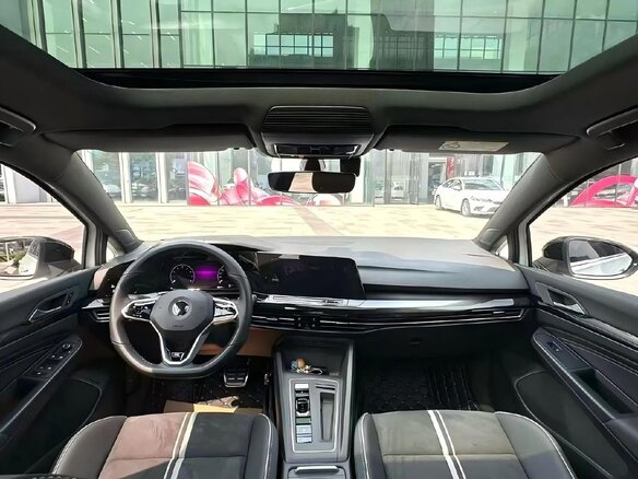2023 Volkswagen Golf VIII, белый - вид 7