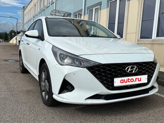 2021 Hyundai Solaris II Рестайлинг, белый, 1720000 рублей, вид 2
