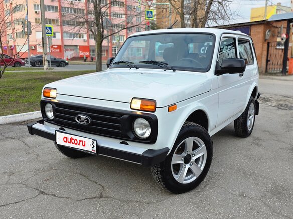 2024 Lada (ВАЗ) Niva Legend I, белый, 879000 рублей - вид 2