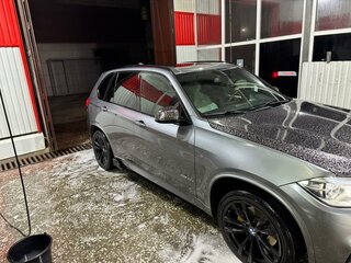 2017 BMW X5 40d III (F15), серый, 3800000 рублей, вид 4