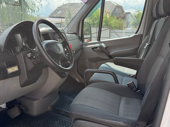 2011 Mercedes-Benz Sprinter, белый, 1850000 рублей - вид 9