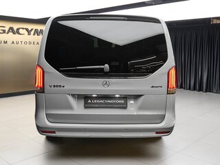 2026 Mercedes-Benz V-Класс Extra Long 300 d экстра длинный III (W447) Рестайлинг 2, серый, 14790000 рублей, вид 4