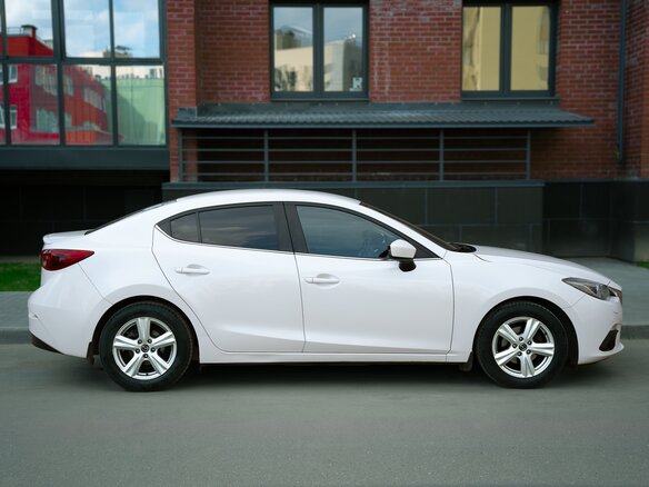 2013 Mazda 3 III (BM), белый, 1250000 рублей - вид 5