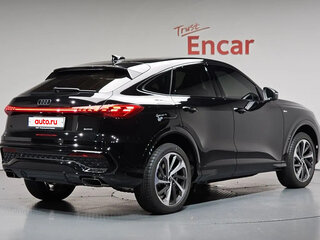 2025 Audi Q5 Sportback TFSI quattro S tronic II (GU), чёрный, 7261700 рублей, вид 2