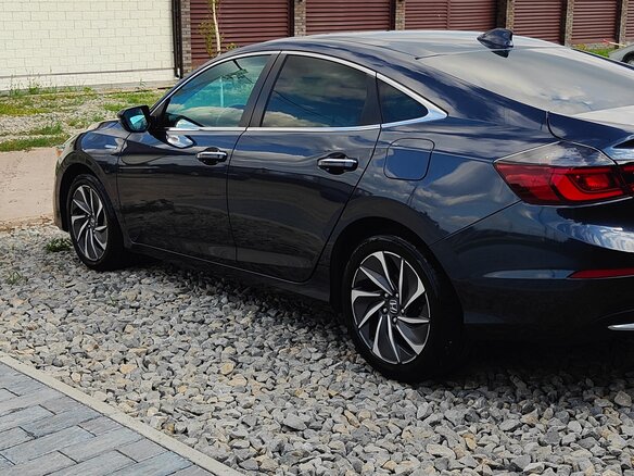 2018 Honda Insight III, серый, 1905000 рублей - вид 5