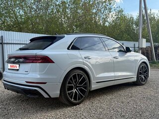 2020 Audi Q8 45 TDI I (4M), белый, 5000000 рублей, вид 3