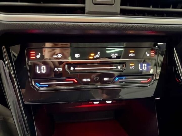 2023 Volkswagen Tayron I Рестайлинг, чёрный, 1870000 рублей - вид 11