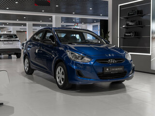 2013 Hyundai Solaris I, синий, 830000 рублей, вид 2