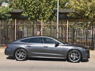 2021 Audi A7 45 TFSI II (4K), серый, 6270000 рублей, вид 4