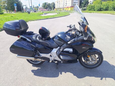 2009 Honda ST 1300, чёрный, 659000 рублей, вид 3