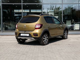 2015 Renault Sandero Stepway II, зелёный, 900000 рублей, вид 2