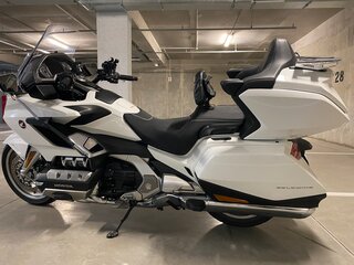 2021 Honda GL 1800 Gold Wing, белый, 2685000 рублей, вид 3