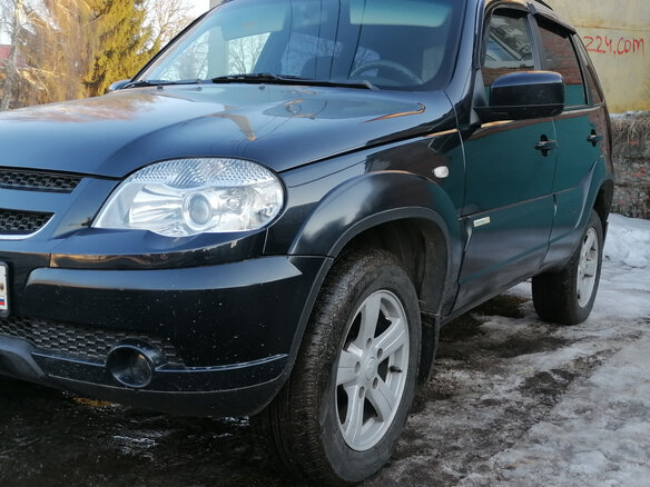2013 Chevrolet Niva I Рестайлинг, чёрный, 748000 рублей