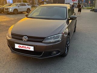 2011 Volkswagen Jetta VI, коричневый, 730000 рублей, вид 1