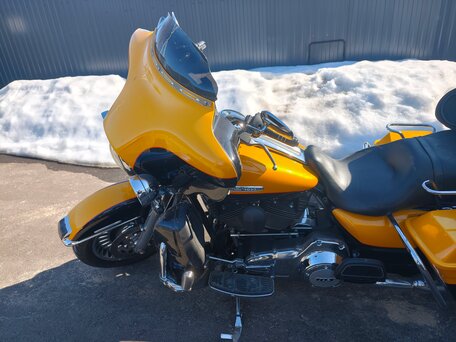 2013 Harley-Davidson Electra Glide, жёлтый, 1100000 рублей, вид 5