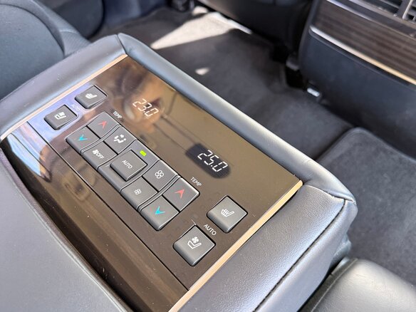 2017 Lexus LX 450d III Рестайлинг 2, чёрный - вид 11