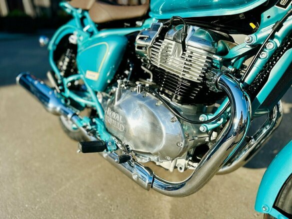 2026 Royal Enfield Classic 650, зелёный, 713000 рублей - вид 17