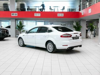 2012 Ford Mondeo IV Рестайлинг, белый, 850000 рублей, вид 4