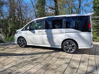 2019 Honda Stepwgn Spada V Рестайлинг, белый, 2920000 рублей, вид 5