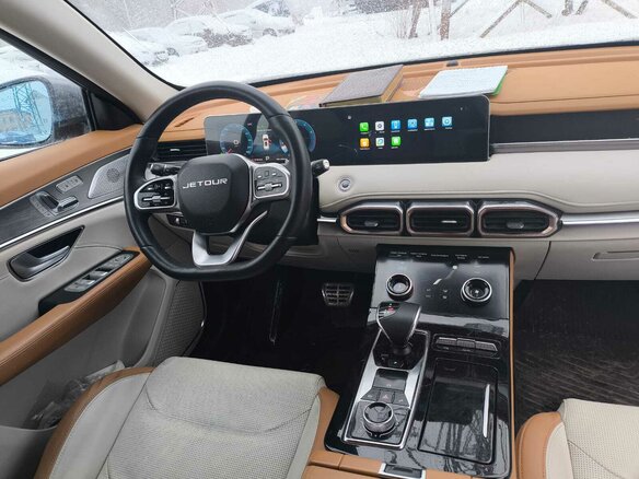 2024 Jetour X70+ I Рестайлинг, серебристый, 2000000 рублей - вид 4