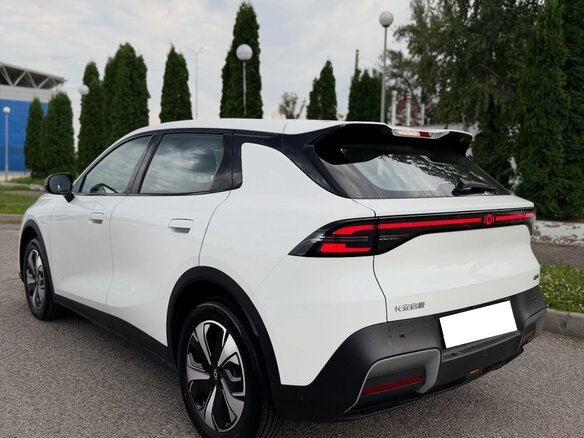 2026 Changan Qiyuan Q05 40.3 kWh II, белый, 2155010 рублей - вид 5