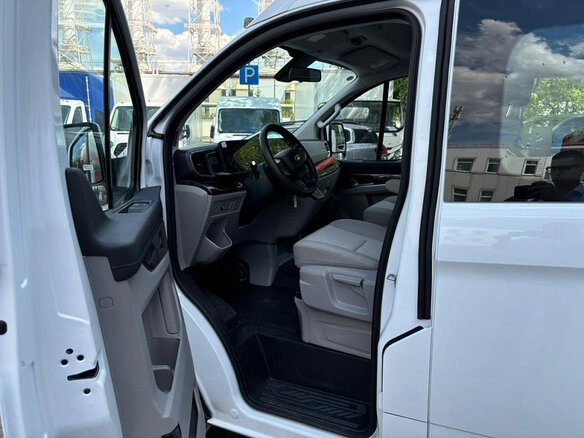 2025 Ford Transit Custom, белый - вид 4