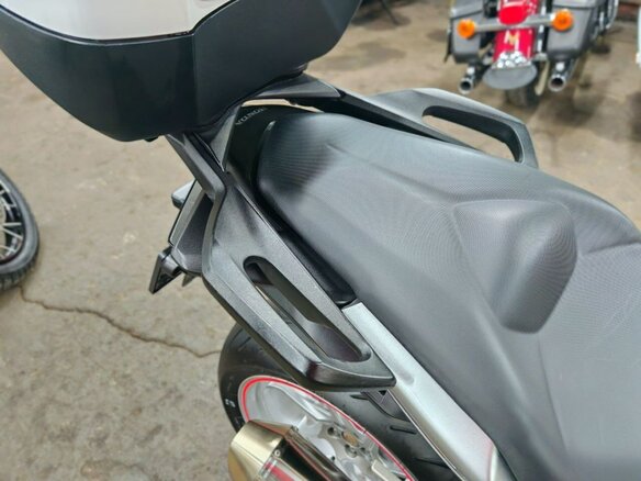 2012 Honda VFR 1200, белый, 860000 рублей - вид 23