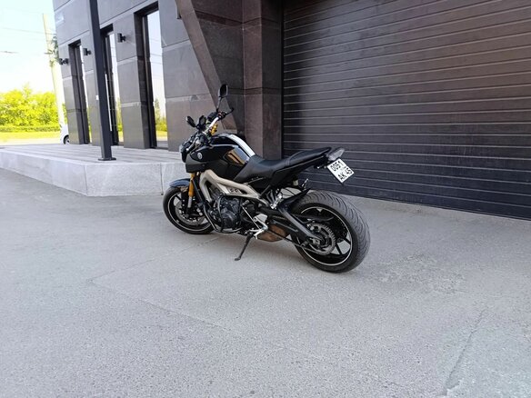 2015 Yamaha MT-09 (FZ-09), фиолетовый, 650000 рублей - вид 2