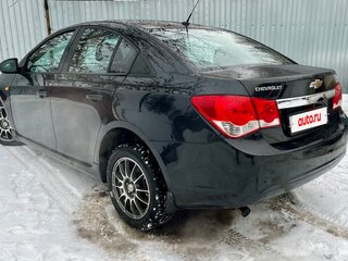 2012 Chevrolet Cruze I, чёрный, 530000 рублей, вид 4