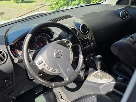 2011 Nissan Qashqai I Рестайлинг, белый, 1190000 рублей, вид 4