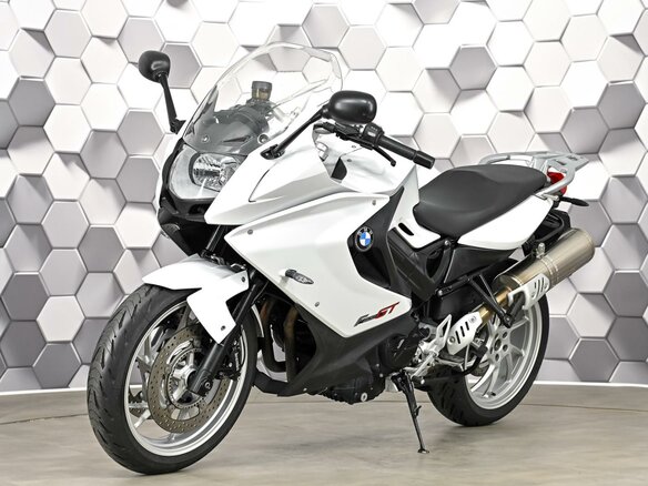 2012 BMW F 800 GT, белый - вид 1