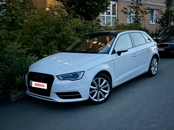 2013 Audi A3 III (8V), белый - вид 3
