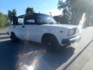 2009 Lada (ВАЗ) 2105, белый, 250000 рублей, вид 2