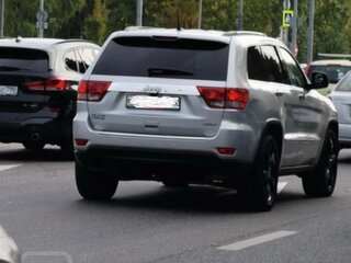 2012 Jeep Grand Cherokee IV (WK2), серебристый, 2050000 рублей, вид 2