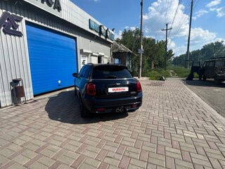 2021 Mini Hatch Cooper S III (F55/F56) Рестайлинг, чёрный, 3100000 рублей, вид 2