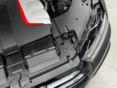 2018 Audi SQ7 I (4M), чёрный, 8700000 рублей, вид 3