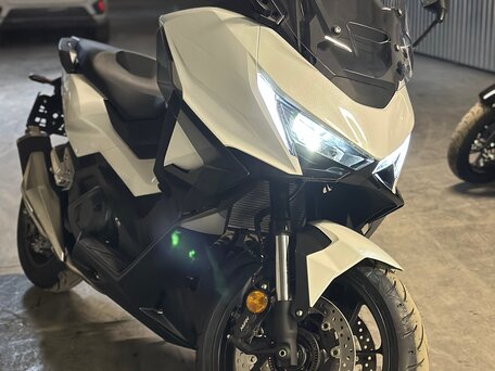 2026 Honda Forza, белый, 1650000 рублей, вид 1