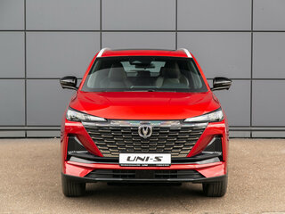 2025 Changan UNI-S I, красный, 3179900 рублей, вид 2