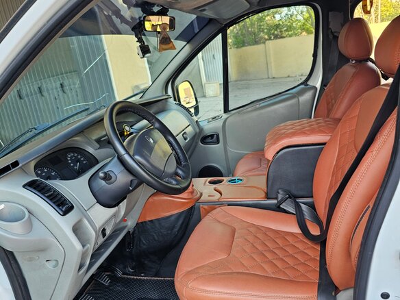 2006 Renault Trafic II, белый, 1650000 рублей - вид 12