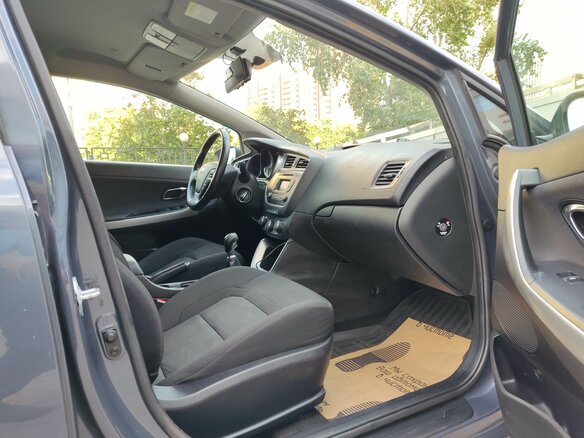 2015 Kia Ceed II Рестайлинг, синий, 955000 рублей - вид 12