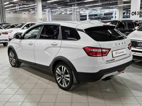 2020 Lada (ВАЗ) Vesta SW Cross I, белый, 1129000 рублей, вид 4
