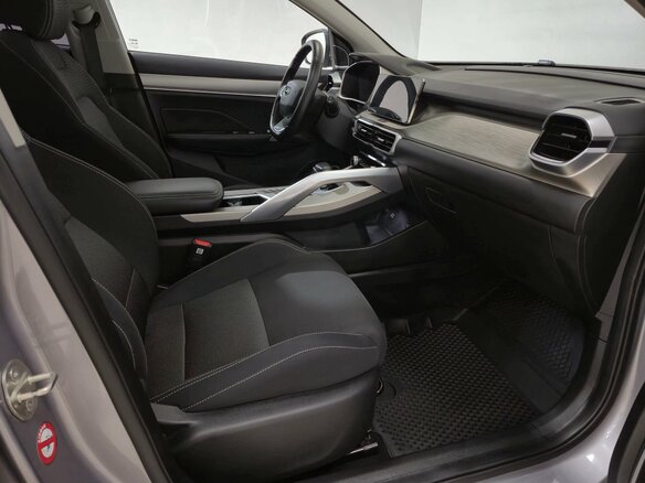 2023 Geely Coolray I, серый, 1765000 рублей - вид 13
