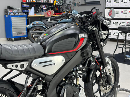 2022 Yamaha XSR125, чёрный, 950000 рублей, вид 4