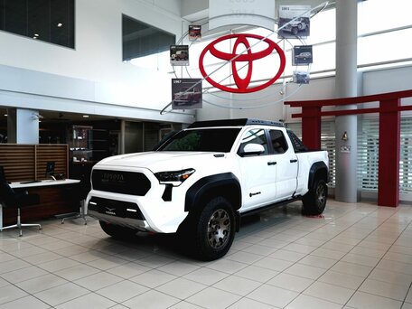 Toyota Tacoma IV