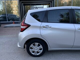 2017 Nissan Note II Рестайлинг, серебристый, 830000 рублей, вид 5